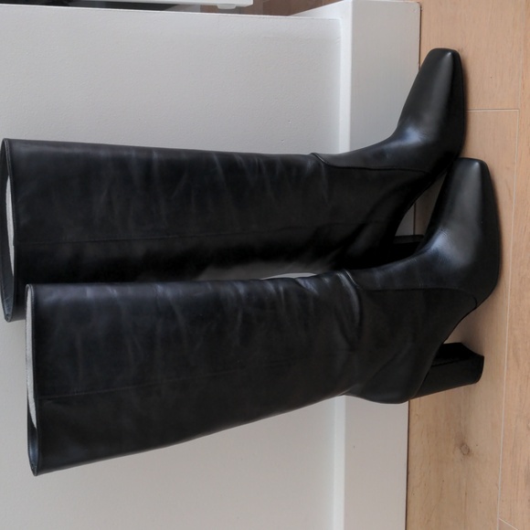 Stuart Weitzman Carita 80 Boots - Picture 2 of 4